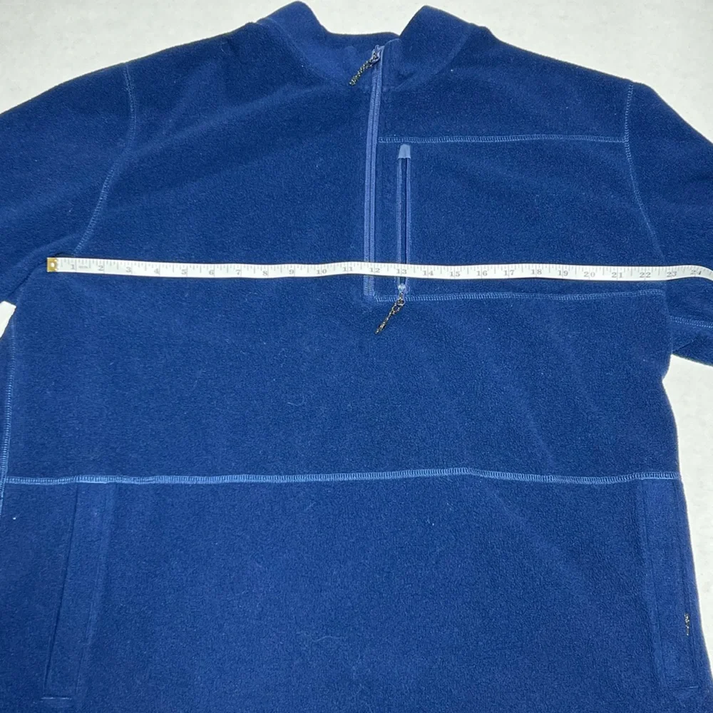 HUK brand 1/4 zip fleece style pull over jacket size XL